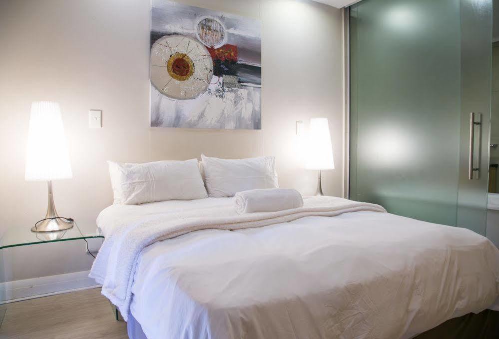 Luxurious Sandton Skye Apartment Экстерьер фото