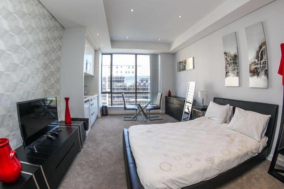 Luxurious Sandton Skye Apartment Экстерьер фото